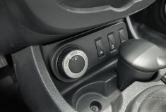 Dacia Duster 1.5 dCi 110 ch Black Touch 4X4 1ERE MAIN