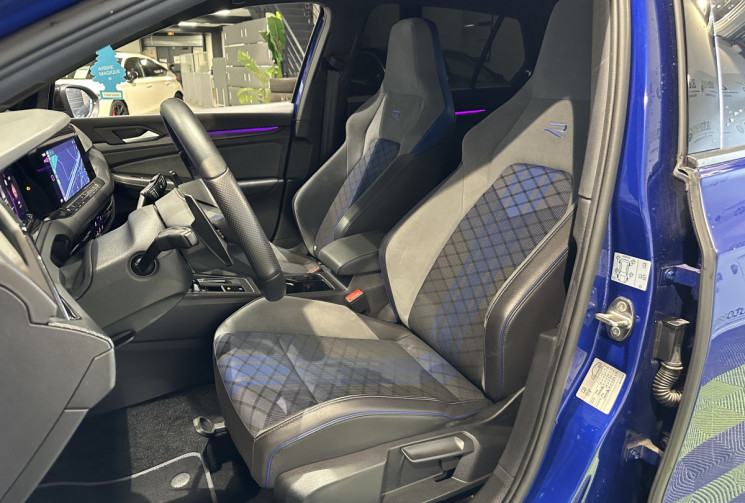 Volkswagen Golf 8R Performance 2.0 TSI DSG7 320 AKRAPOVIC IMMAT FR