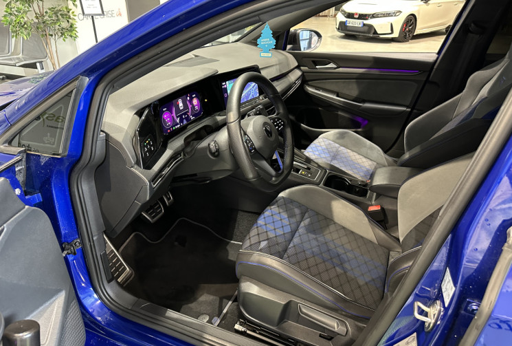 Volkswagen Golf 8R Performance 2.0 TSI DSG7 320 AKRAPOVIC IMMAT FR