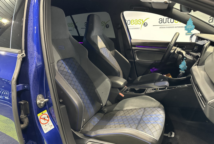 Volkswagen Golf 8R Performance 2.0 TSI DSG7 320 AKRAPOVIC IMMAT FR