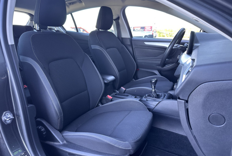 Ford Focus IV 1.0 SCTi EcoBoost 100 cv TREND - Attelage