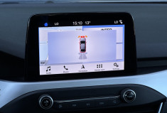 Ford Focus IV 1.0 SCTi EcoBoost 100 cv TREND - Attelage