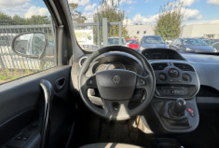 Renault Kangoo Express CA MAXI 5 PLACES / 1.5 DCI 90 CH / PVHT : 8990 / PVTTC : 10788 / R-LINK