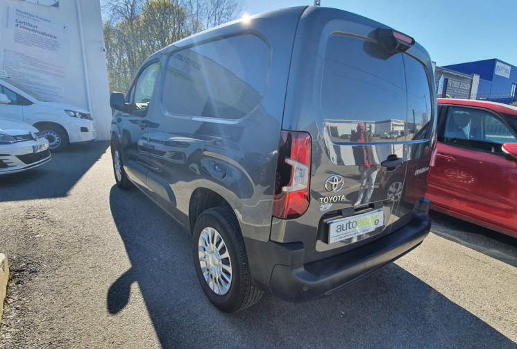Toyota PROACE City L0 1.5 131 CV
