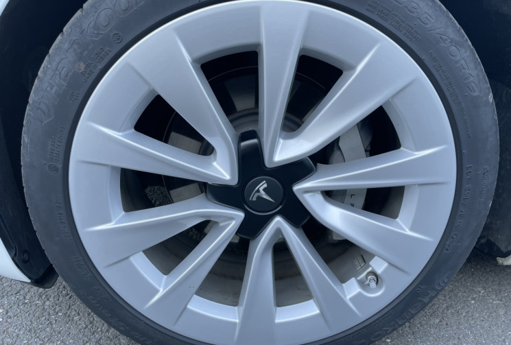 Tesla Model 3 Standard RWD Plus MY22