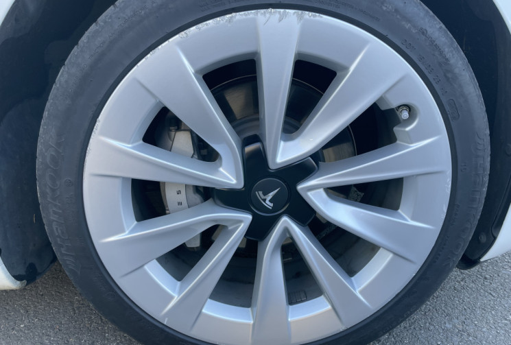 Tesla Model 3 Standard RWD Plus MY22