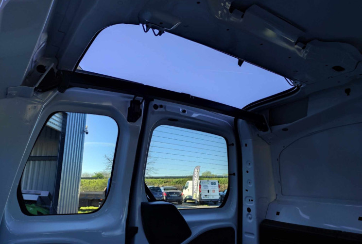 Citroën Berlingo 1.6 BLUEHDI 100 CH 1ERE MAIN GPS CLIM 