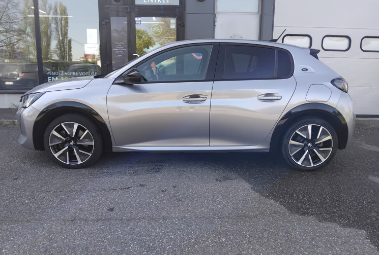 Peugeot 208  e-208 136 ch GT Line