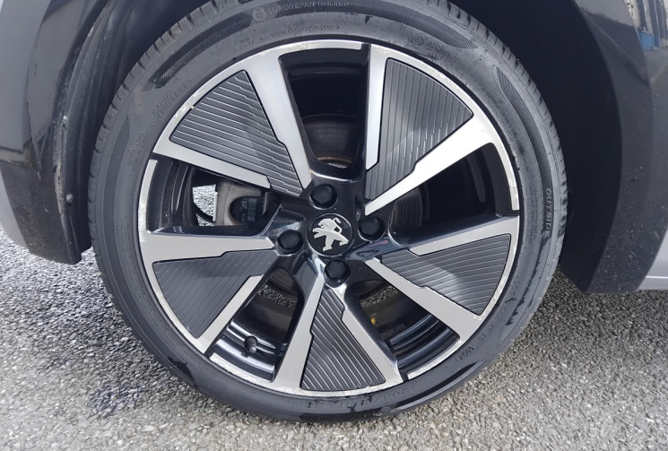 Peugeot 208  e-208 136 ch GT Line