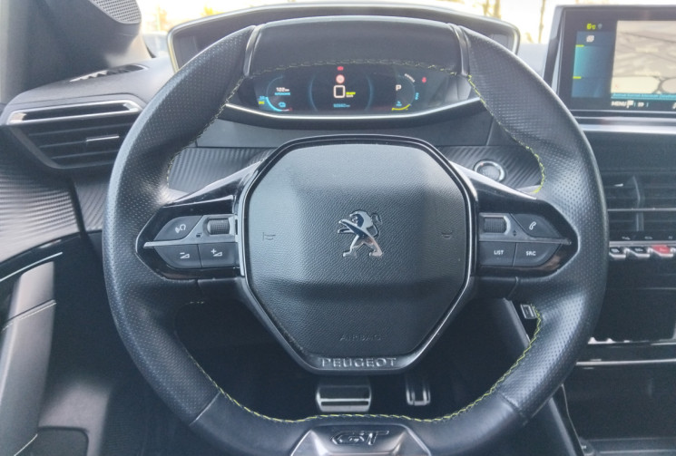 Peugeot 208  e-208 136 ch GT Line