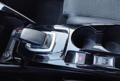 Peugeot 208  e-208 136 ch GT Line