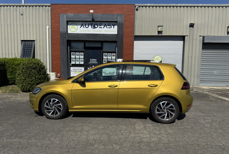 Volkswagen Golf 1.4 TSI 125 CARAT EXCLUSIVE / CARPLAY