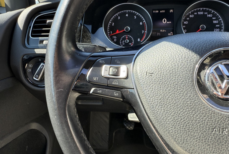 Volkswagen Golf 1.4 TSI 125 CARAT EXCLUSIVE / CARPLAY
