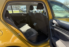 Volkswagen Golf 1.4 TSI 125 CARAT EXCLUSIVE / CARPLAY