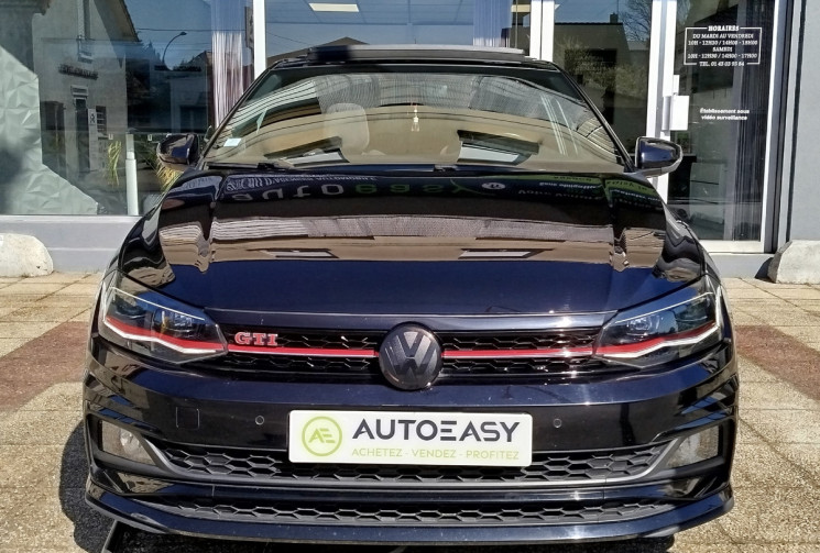 Volkswagen Polo VI GTI 2.0 TFSI 16V DSG6 200 ch / TOIT OUVRANT 