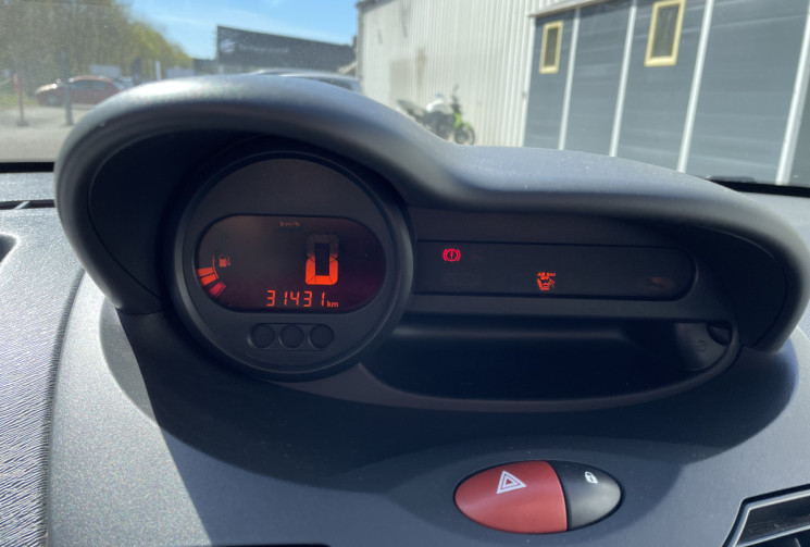 Renault Twingo 1.2 16v 75 ch Authentique * 31500 km* 2éme Main