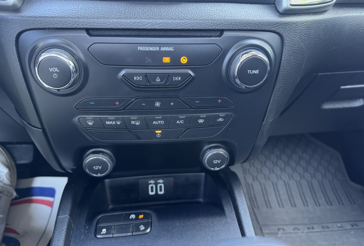 Ford Ranger 2.0 TDCi 170ch Super Cab XLT BVA10 / ATTELAGE / CAMERA DE RECUL / GPS