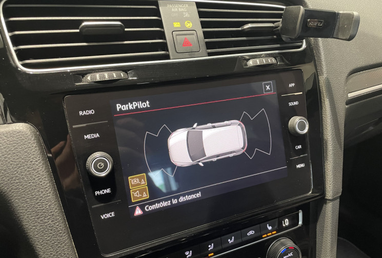 Volkswagen Golf GTI perf 245 ch 3p VIRTUAL COCKPIT / SIÈGES CHAUFFANTS