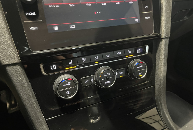 Volkswagen Golf GTI perf 245 ch 3p VIRTUAL COCKPIT / SIÈGES CHAUFFANTS