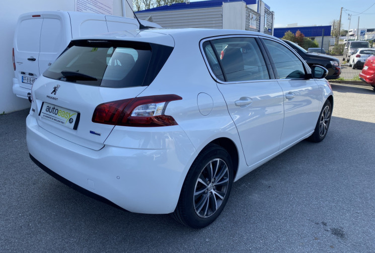 Peugeot 308 1.2 Puretech 110 ch Allure S&S 5p