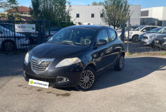 Lancia YPSILON 1.2 / 69 CH / GOLD 