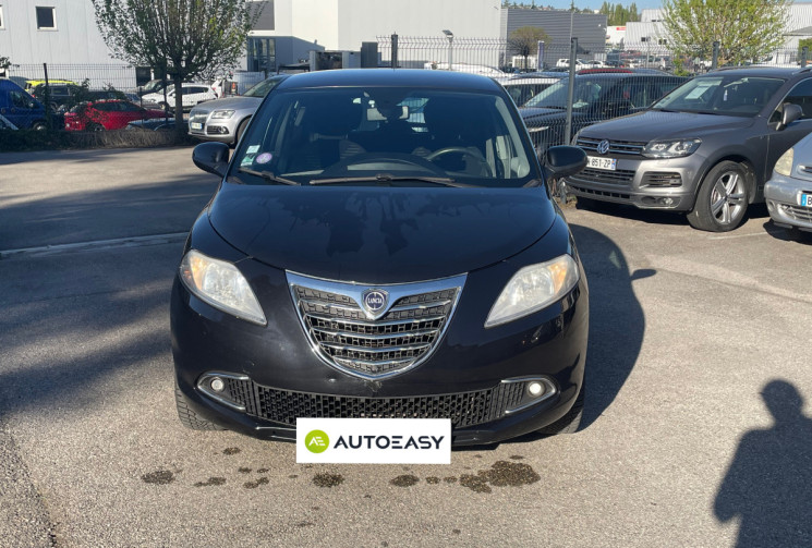 Lancia YPSILON 1.2 / 69 CH / GOLD 
