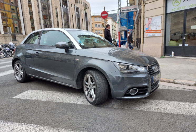 Audi A1 1.4 TFSI 122 CH S LINE
