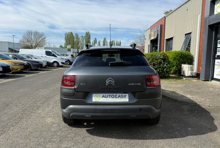 Citroën C4 CACTUS 1.6 BlueHDi SHINE 100 / Réservoir ADBLUE changé