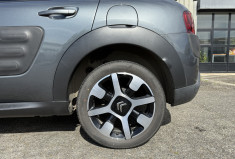 Citroën C4 CACTUS 1.6 BlueHDi SHINE 100 / Réservoir ADBLUE changé