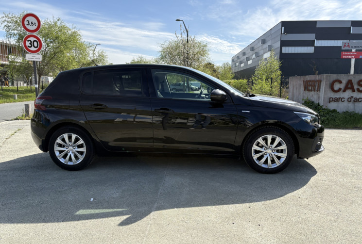 Peugeot 308 STYLE 130cv 1.5 BlueHdi * Caplay * Attelage * Radar * Entretien Complet