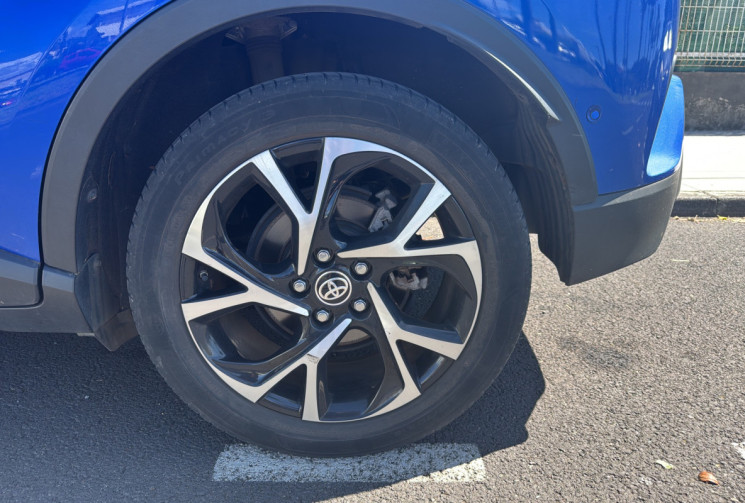Toyota C-HR 2WD E-CVT MC19 122Ch Distinctive