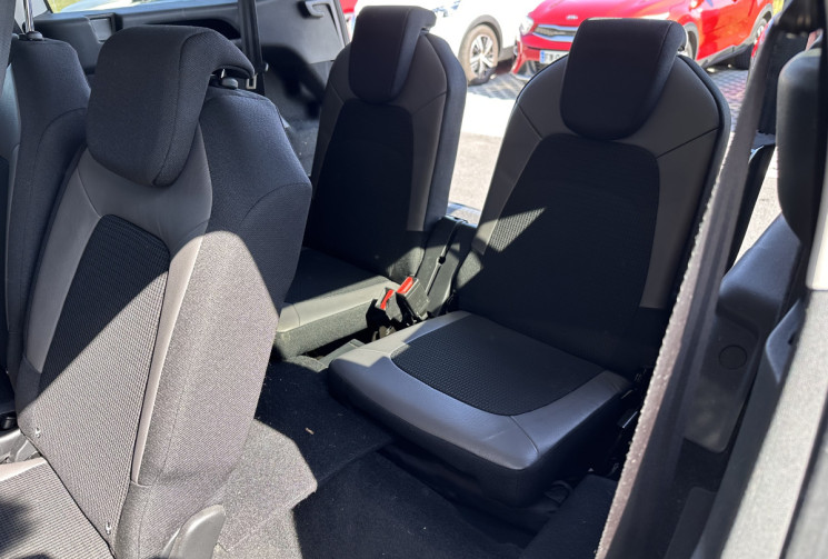 Citroën Grand C4 Picasso II 2.0 BlueHDi EAT6 150 cv Shine -7 Places - CarPlay - Attelage