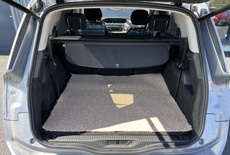 Citroën Grand C4 Picasso II 2.0 BlueHDi EAT6 150 cv Shine -7 Places - CarPlay - Attelage