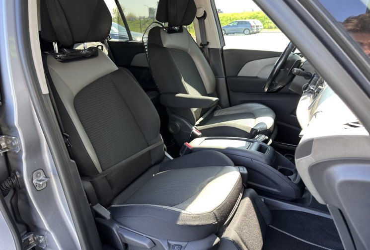 Citroën Grand C4 Picasso II 2.0 BlueHDi EAT6 150 cv Shine -7 Places - CarPlay - Attelage