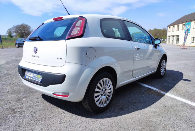 FIAT PUNTO EVO 1.3 JTDM 75 CH 1ERE MAIN CLIM