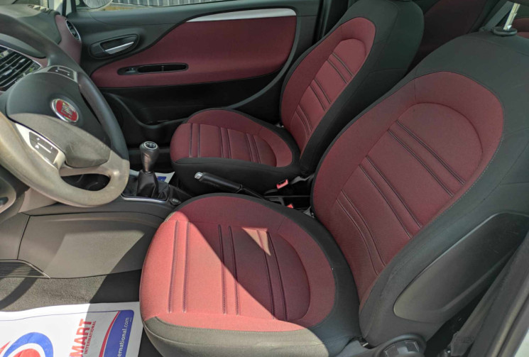 FIAT PUNTO EVO 1.3 JTDM 75 CH 1ERE MAIN CLIM