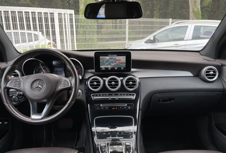 Mercedes GLC Coupé 250 Executive 4 Matic 2e main  / Entretien complet Mercedes