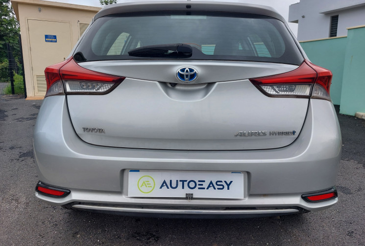 Toyota AURIS DESIGN 1.8 VVT-i HSD CVT Hybrid 99 cv BVA // Chaine de distribution // peu kilométré
