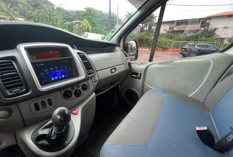 Renault TRAFIC II Combi Phase 2 Passenger L1H1 1000kg 2.0 dCi 16V Minibus court 90 cv