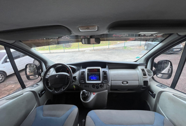 Renault TRAFIC II Combi Phase 2 Passenger L1H1 1000kg 2.0 dCi 16V Minibus court 90 cv
