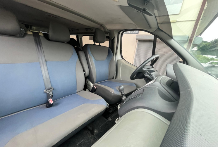Renault TRAFIC II Combi Phase 2 Passenger L1H1 1000kg 2.0 dCi 16V Minibus court 90 cv