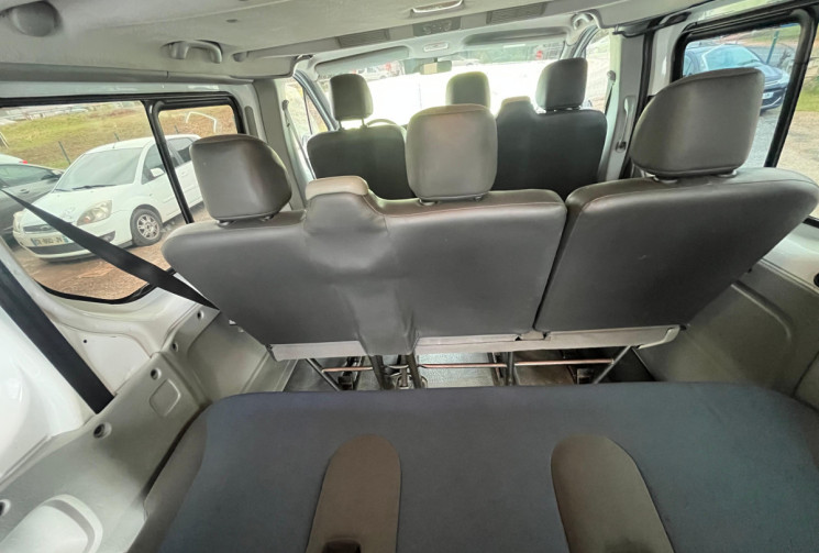 Renault TRAFIC II Combi Phase 2 Passenger L1H1 1000kg 2.0 dCi 16V Minibus court 90 cv