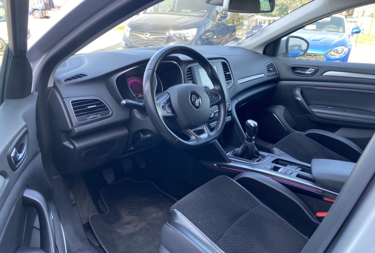 Renault Megane IV Hatchback 1.2 TCe 130 CV INTENS
