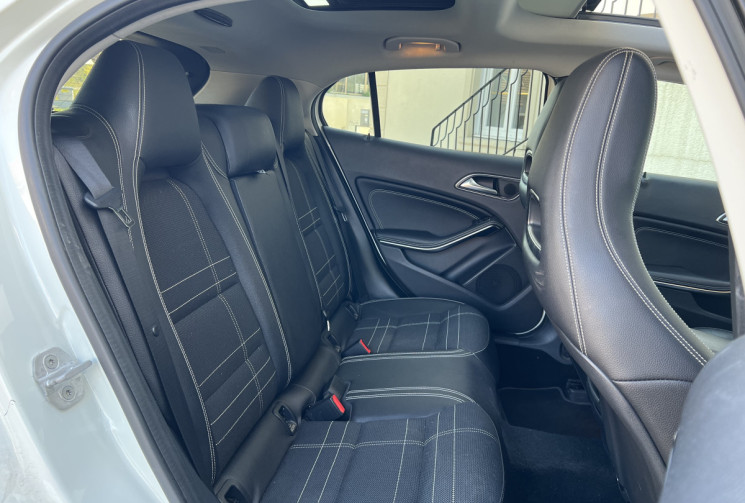 Mercedes GLA 250 2.0 i Turbo 4MATIC 7G-DCT 211 CH BVA