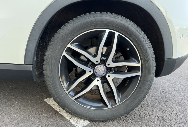Mercedes GLA 250 2.0 i Turbo 4MATIC 7G-DCT 211 CH BVA