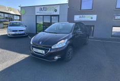 Peugeot 208 1.2 VTI 82 CH DISTRI FAITE ECRAN APPLE / ANDROID AUTO