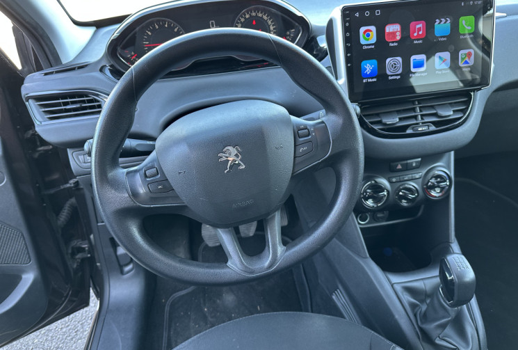 Peugeot 208 1.2 VTI 82 CH DISTRI FAITE ECRAN APPLE / ANDROID AUTO