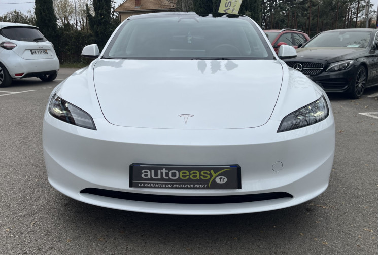 Tesla Model 3 HIGHLAND STANDARD RWD 275 CH / 1°MAIN / PARFAIT ETAT 
