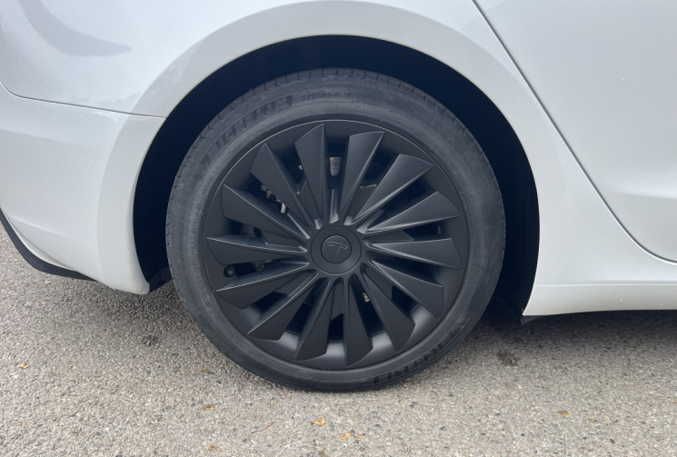 Tesla Model 3 HIGHLAND STANDARD RWD 275 CH / 1°MAIN / PARFAIT ETAT 