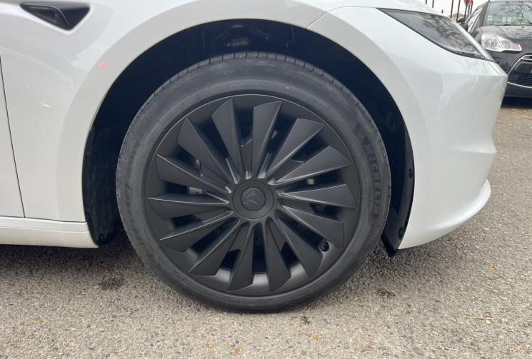 Tesla Model 3 HIGHLAND STANDARD RWD 275 CH / 1°MAIN / PARFAIT ETAT 